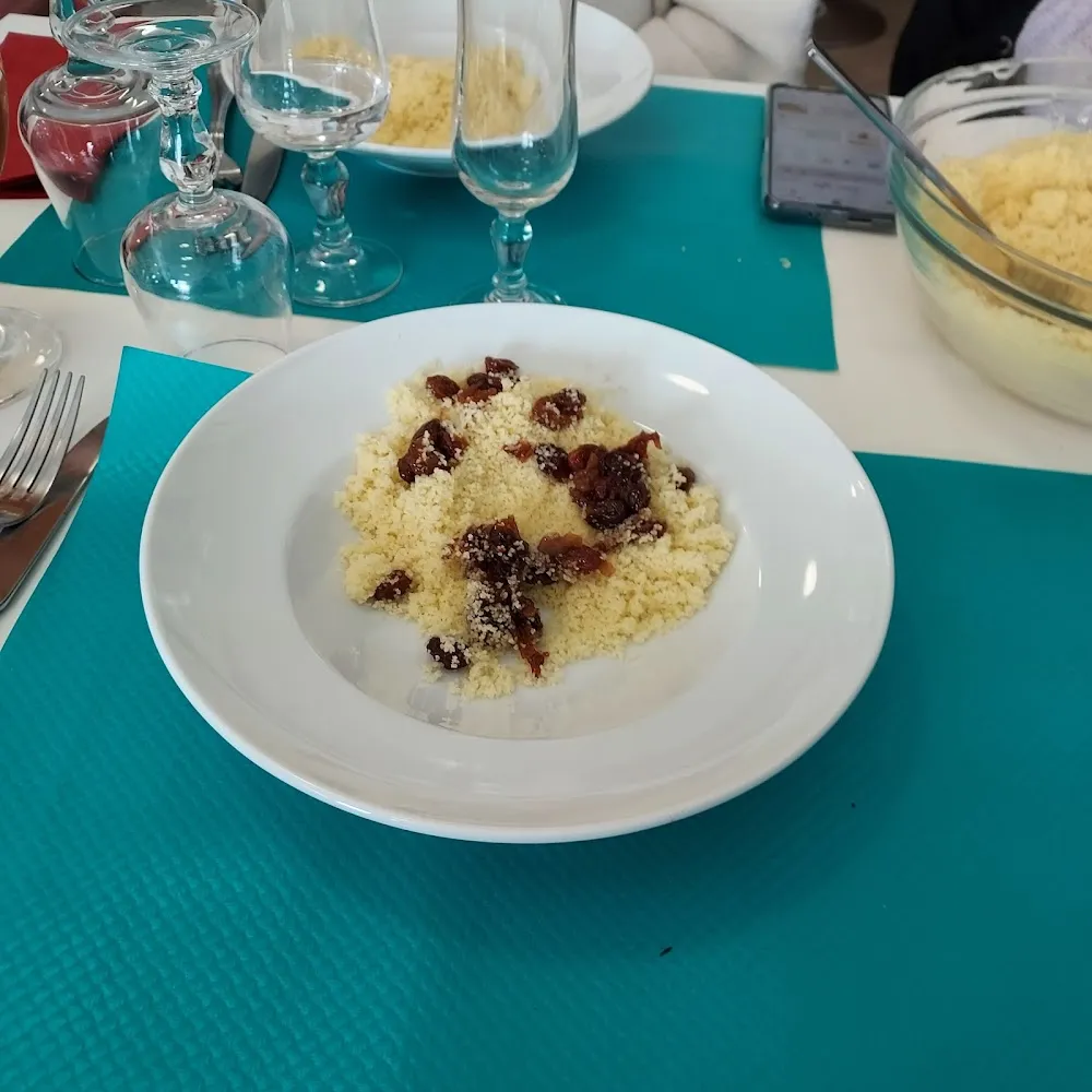 Début D Un Couscous Qui Se Fait Attendre